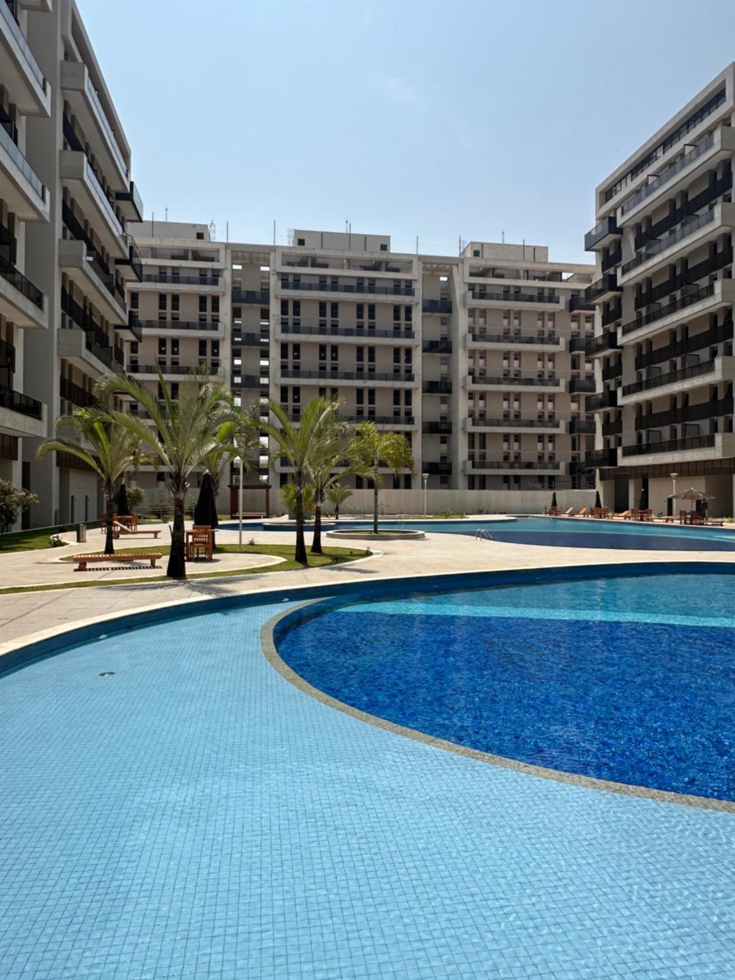 Apto Completo Com Varanda E Garagem Em Apartment